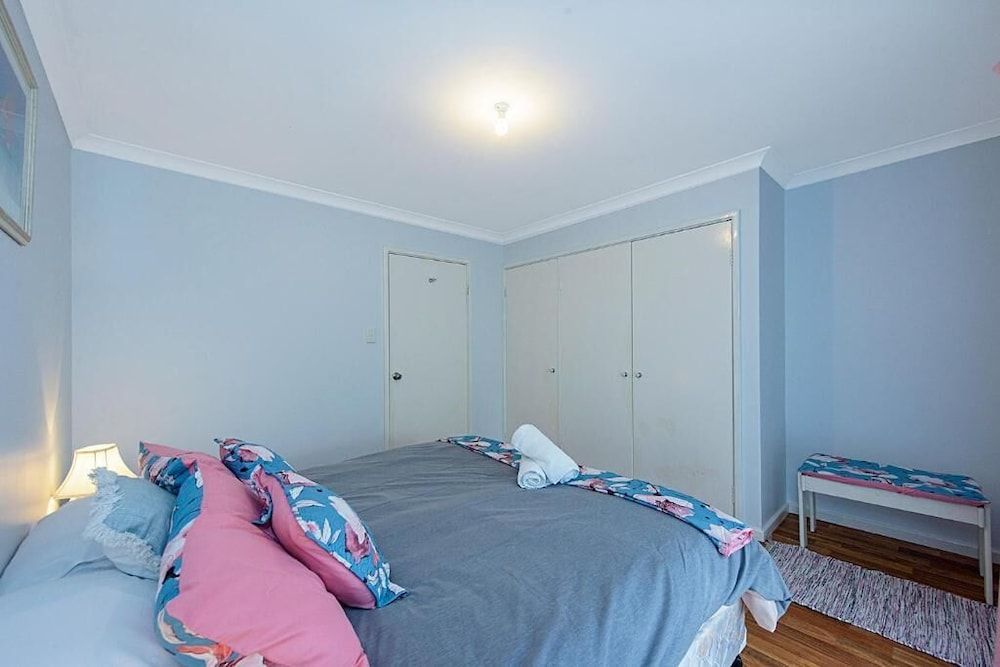 House, Multiple Beds, Non Smoking