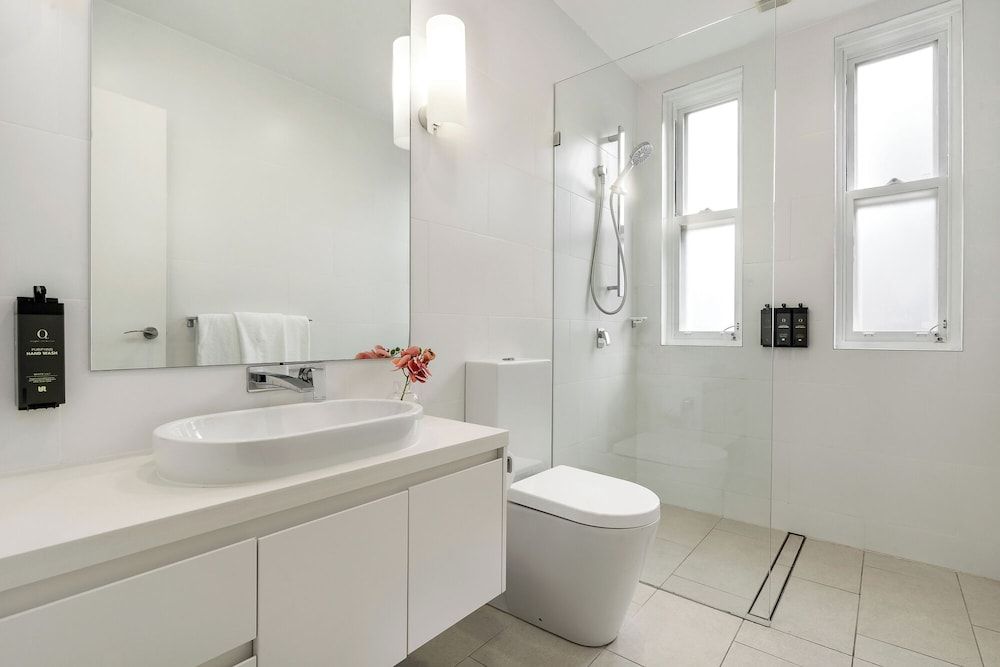 Urban Rest Double Bay Beach Two Bedroom Apartment with Study 4