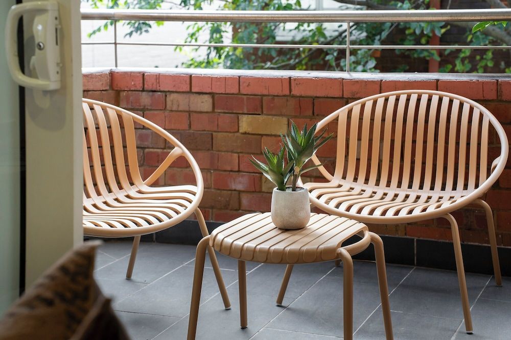 Urban Rest Double Bay Beach One Bedroom Apartment with Study 4