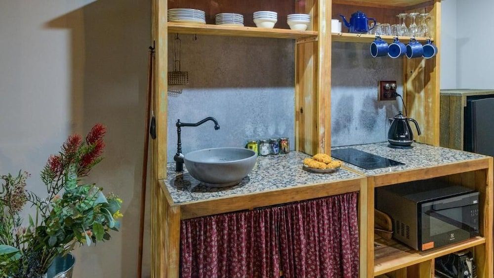 The Staging Post Family Studio Suite 3