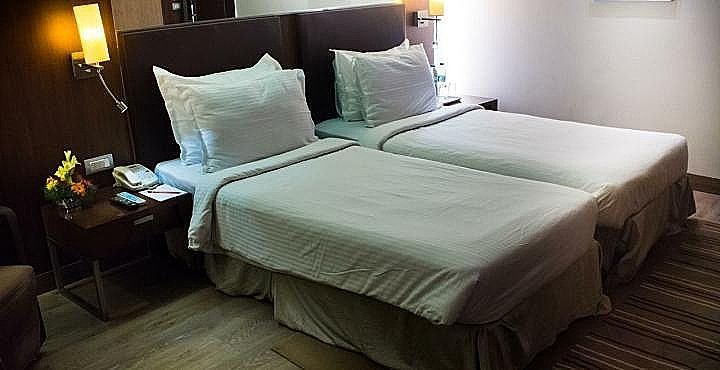 St Laurn- Koregaon Park, Pune EXECUTIVE TWIN BED 17