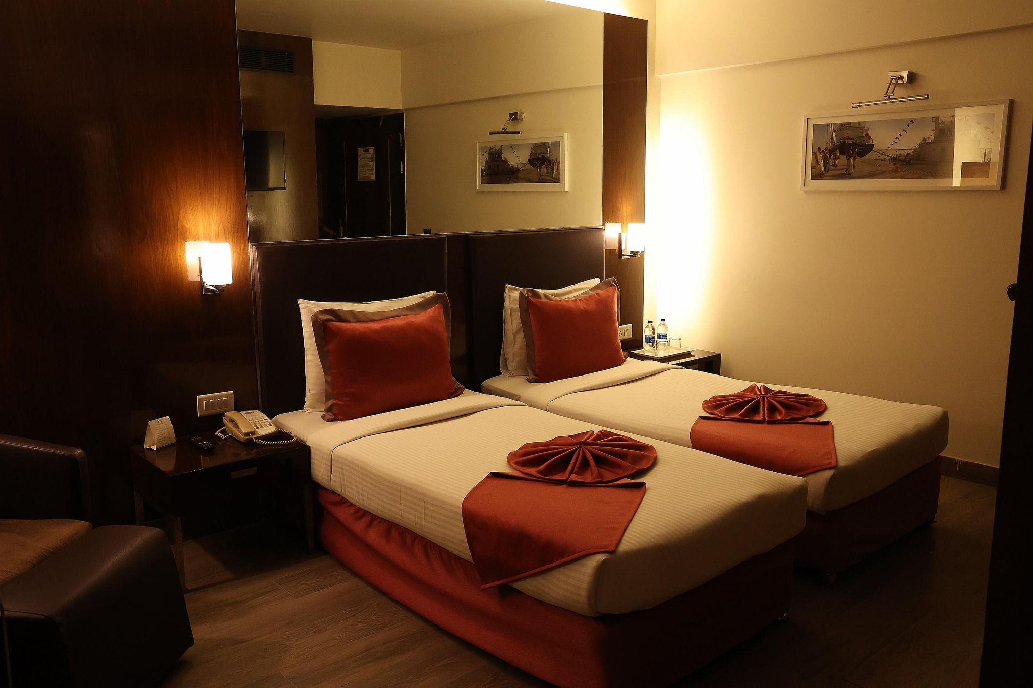 St Laurn- Koregaon Park, Pune EXECUTIVE TWIN BED 12