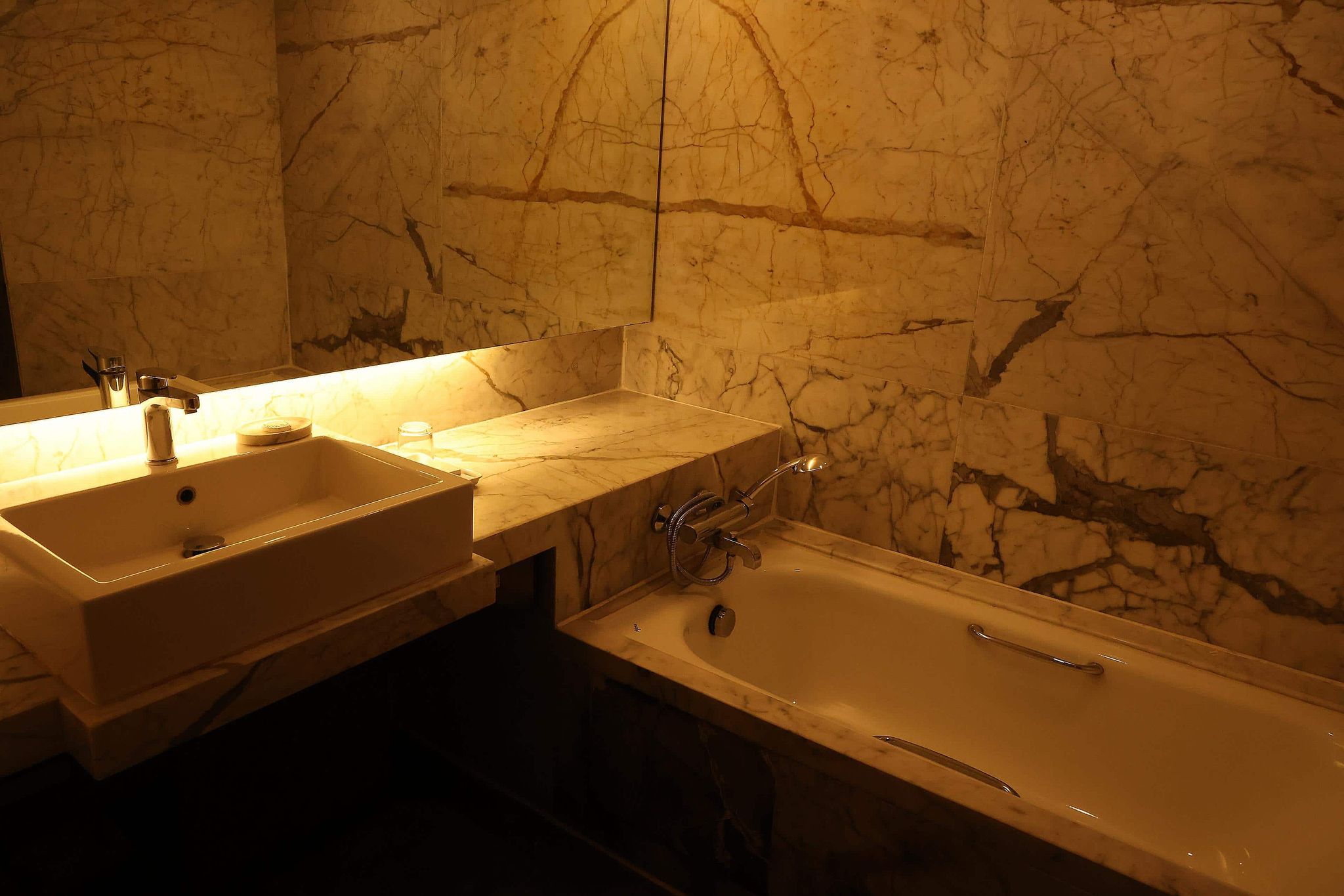 St Laurn- Koregaon Park, Pune EXECUTIVE TWIN BED 3