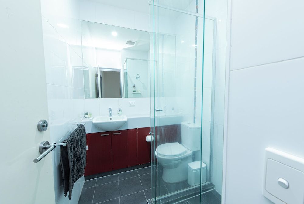 Melbourne Studio Apartments Hotel @ 138 Elgin Carlton Apartment, 2 Bedrooms, Non Smoking, Private Bathroom & Kitchenette 25