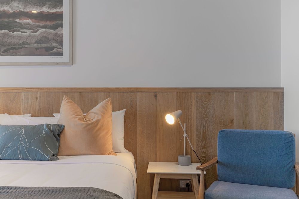 Nagambie Waterfront Motel Lakeview Ground Floor Room 2