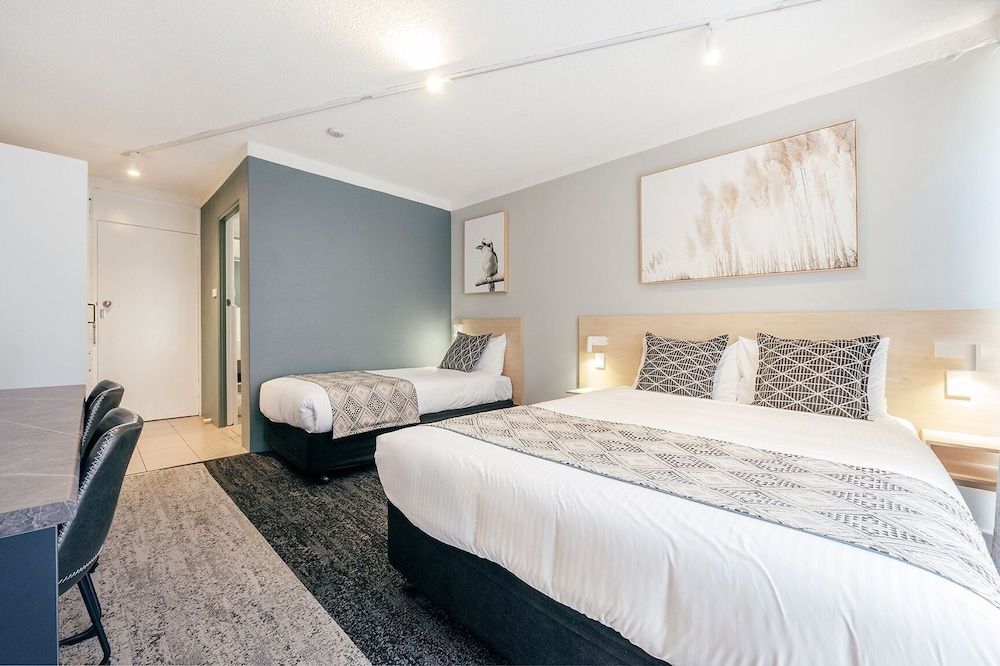 Twin Deluxe Room