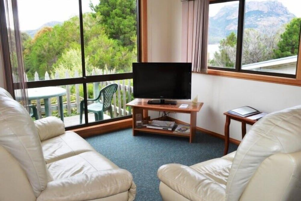 House, 2 Bedrooms
