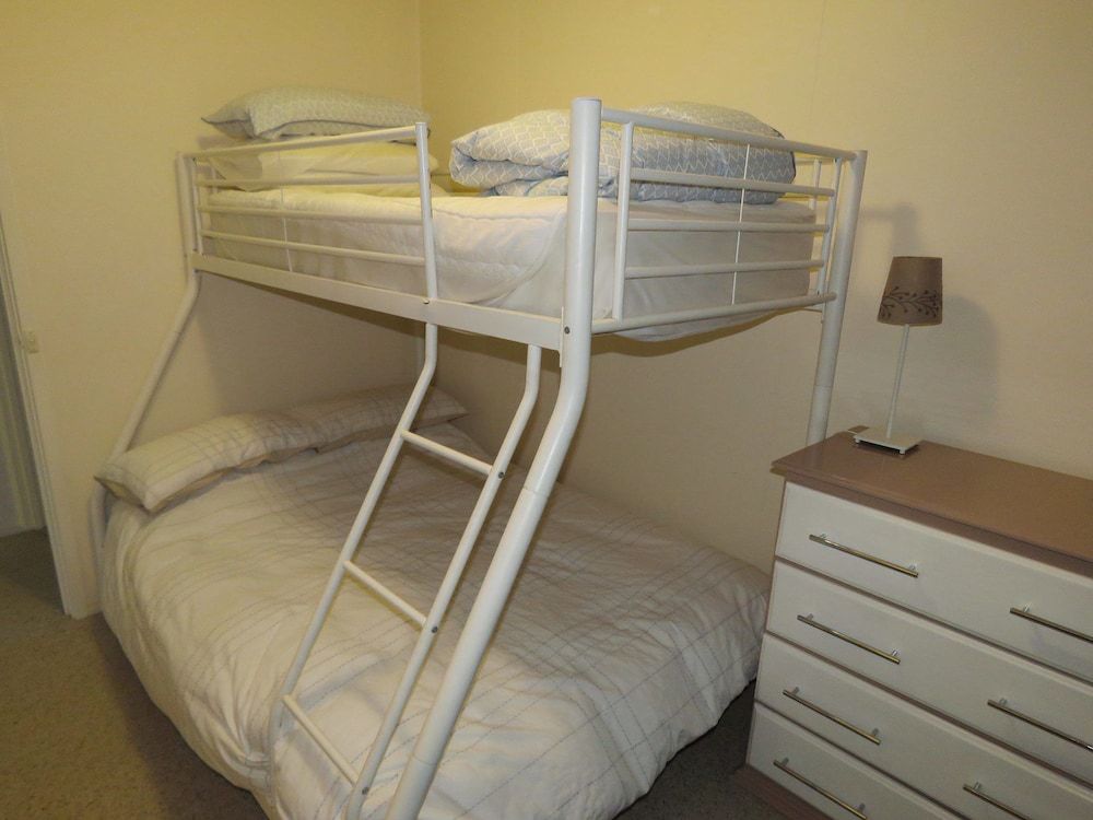 House, 3 Bedrooms (1 Queen, 2 Single, 1 Tri-bunk)