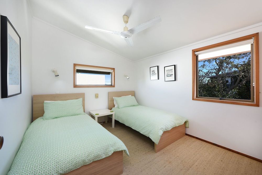 House (4 Bedrooms)