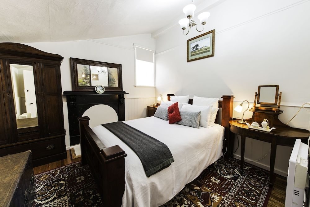 Touchwood Cottage