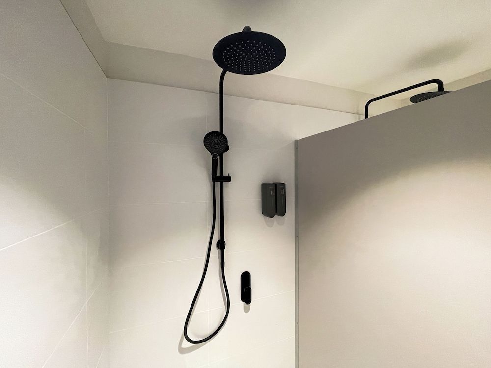 Airone Capsule Hotel Standard Triple Room 6