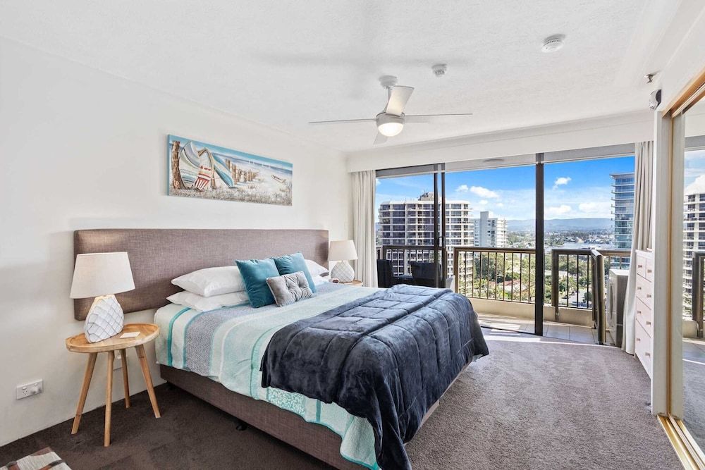 Two-Bedroom Apartment with Ocean View
