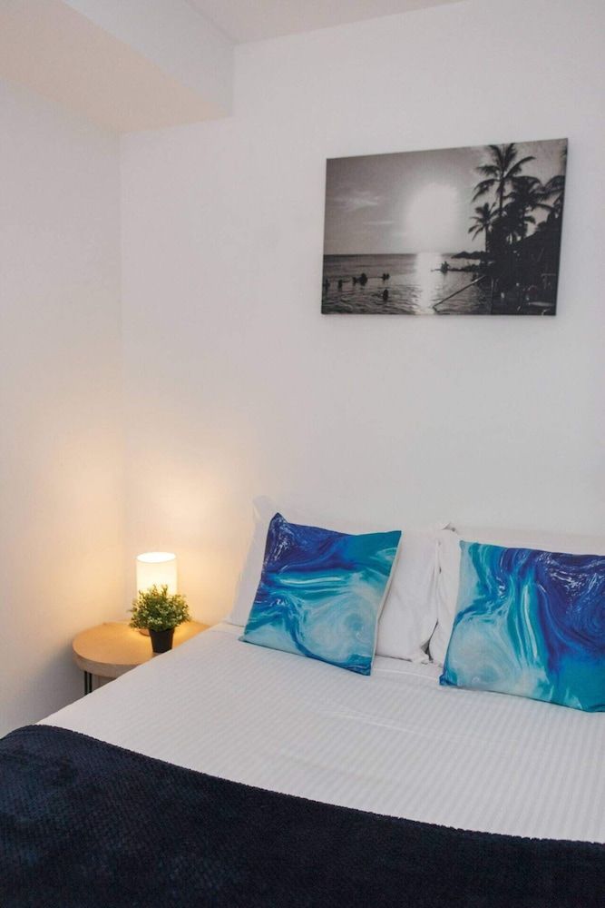 Basic Apartment, Multiple Beds