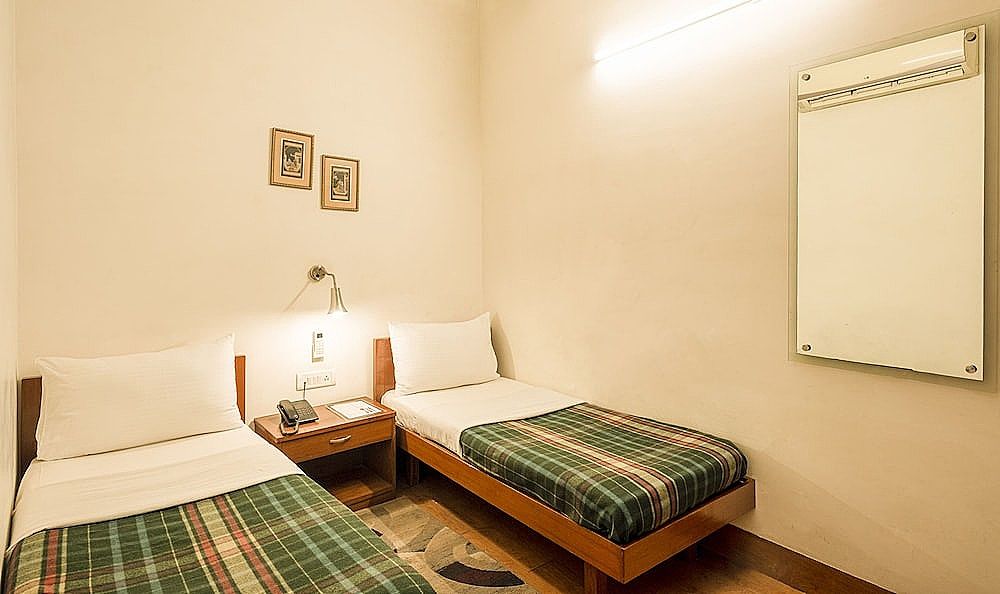 Airport Hotel Terminal 1 View Standard Room 6