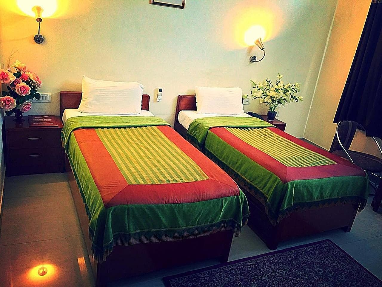 Airport Hotel Terminal 1 View Standard Room 8