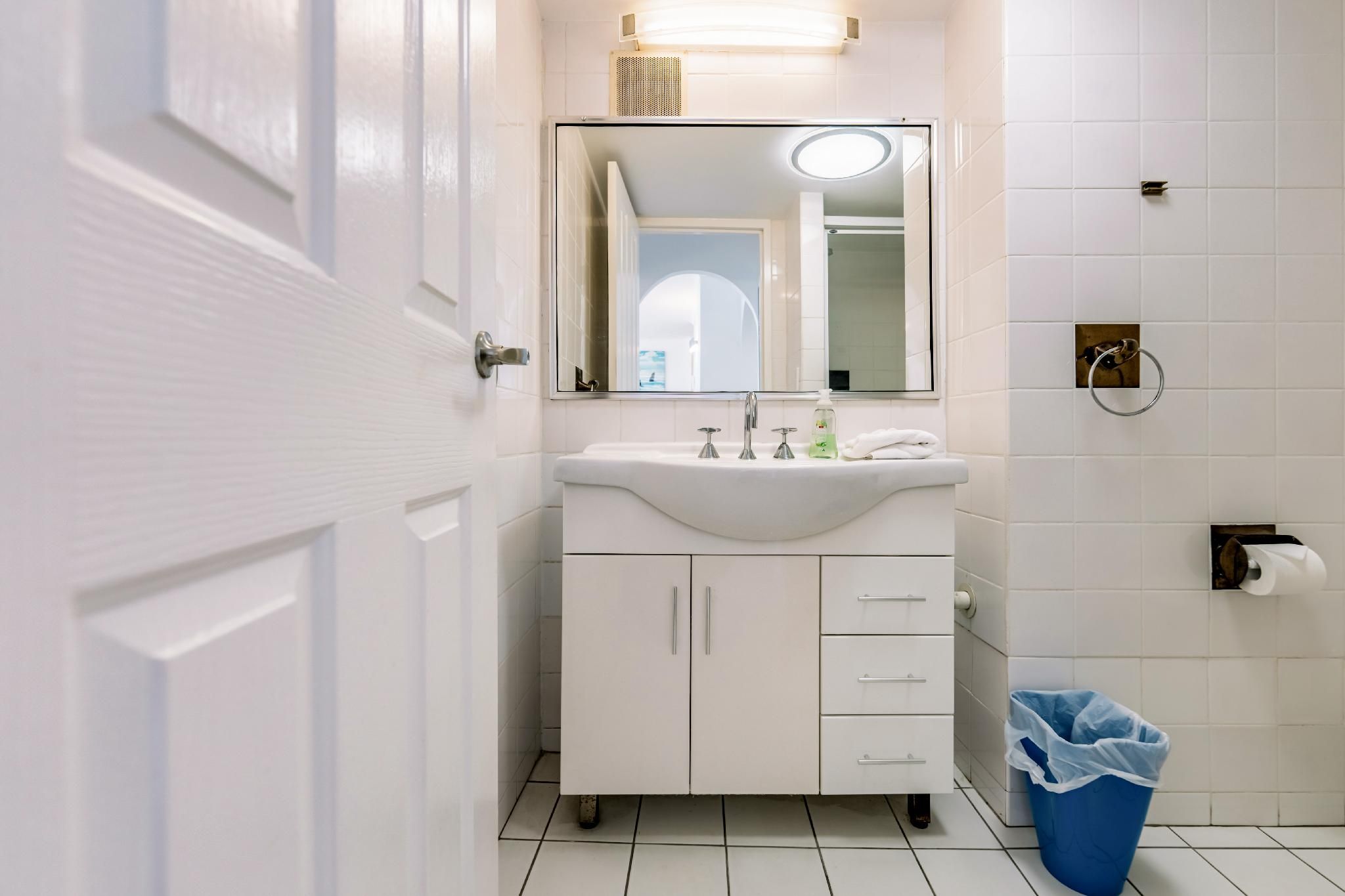 One Bedroom Ocean View Higher Floor