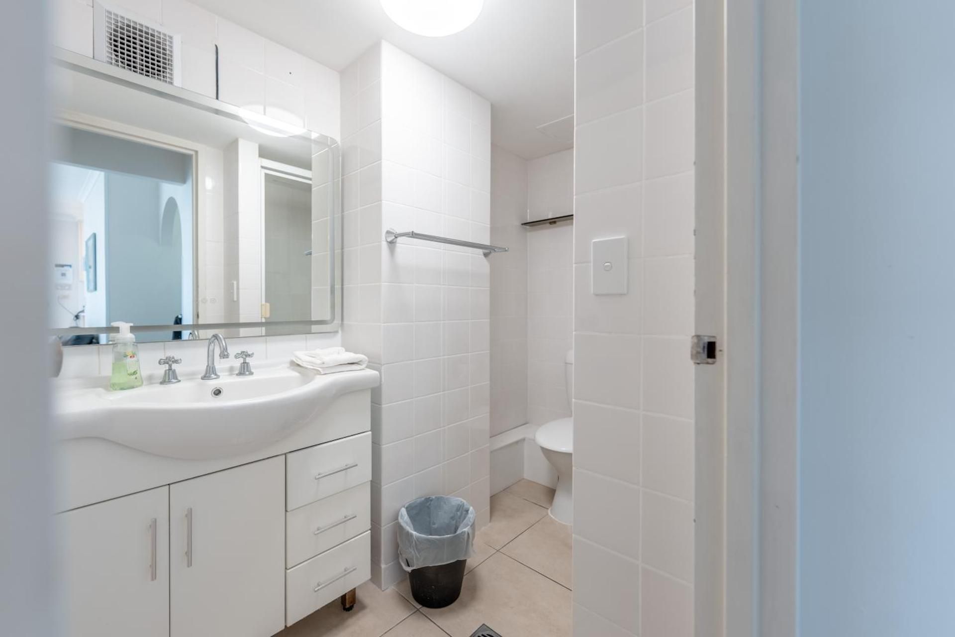 One-Bedroom Apartment with Ocean View Ground Floor Standard