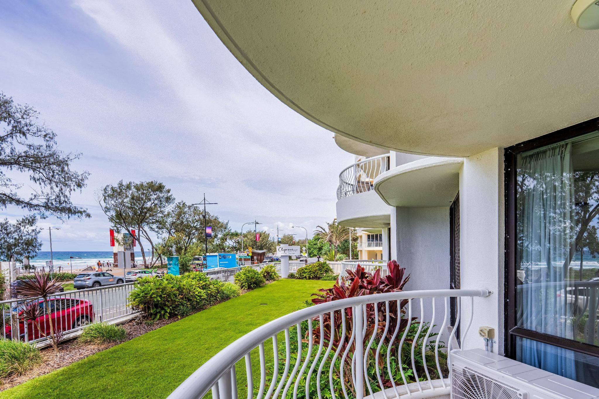 One Bedroom Ocean View Ground