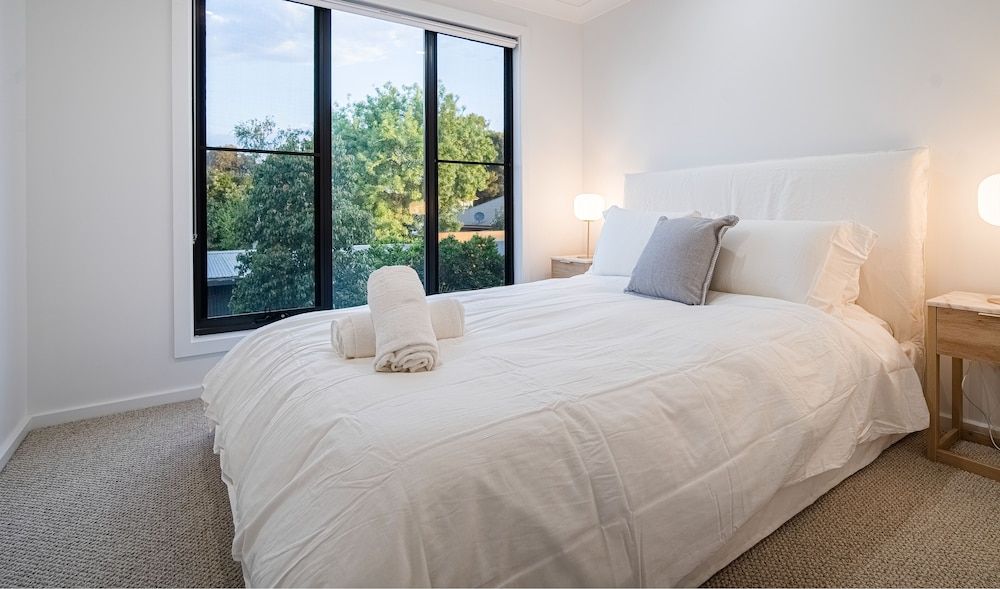 Luxury Townhome, 3 Bedrooms