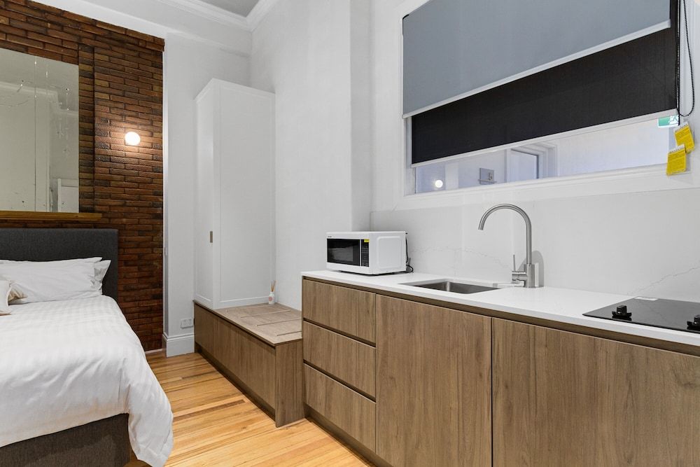 Costello Hotels Port Augusta Basic Room 3