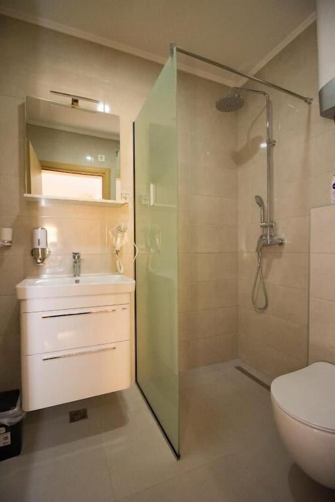 Villa Diamond Classic Apartment, Pool View 3