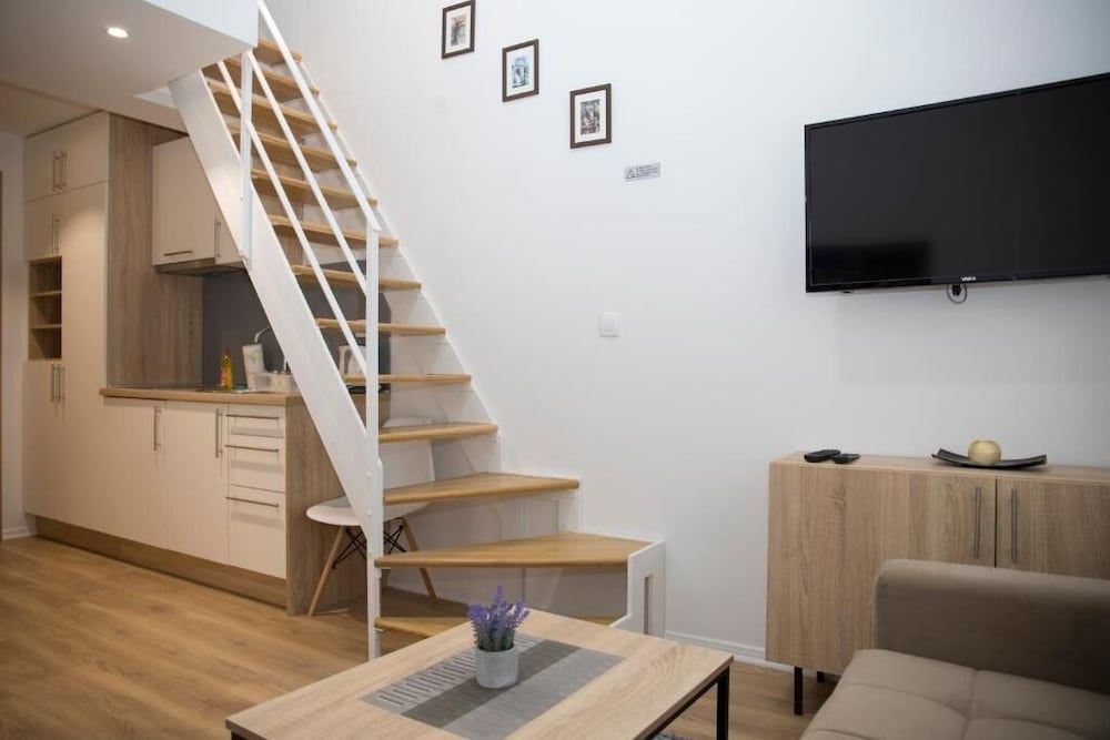 Villa Diamond Deluxe Apartment, Courtyard View 18