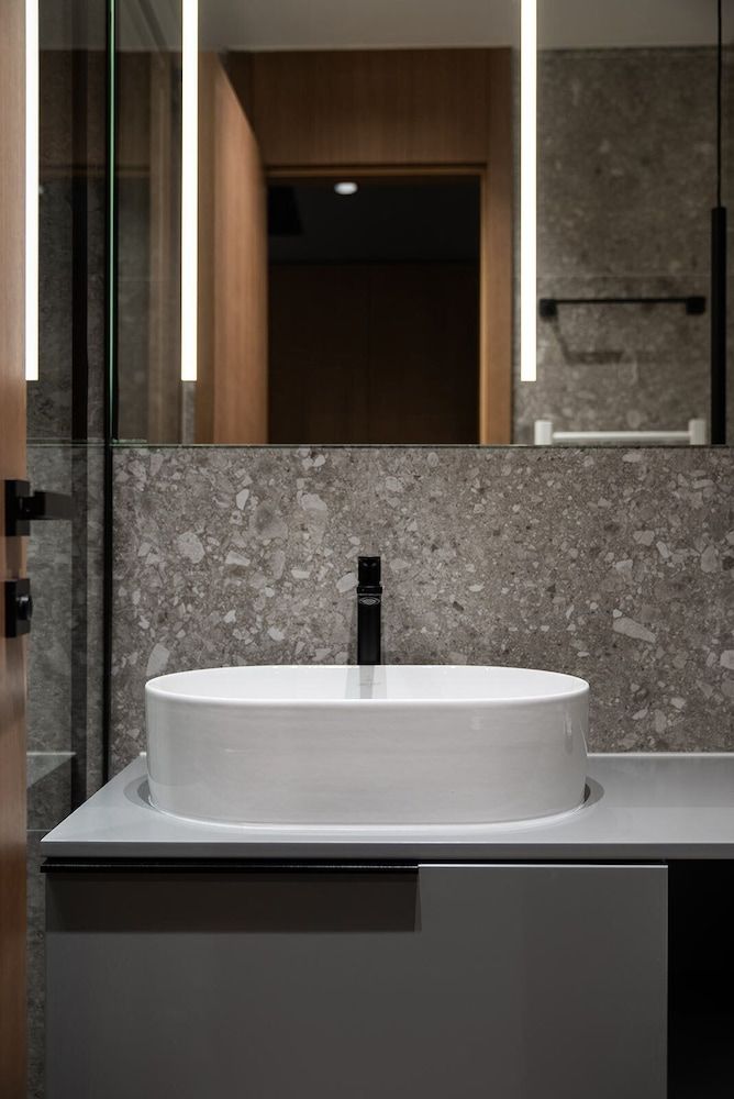 Garni Hotel Galeria Superior Triple Room, City View 4