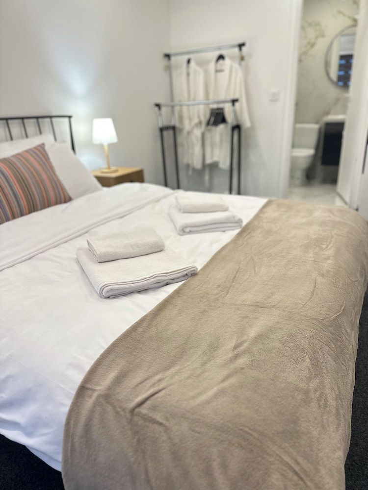 Basic Double Room
