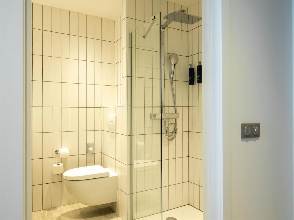 Hilton Garden Inn Brussels Airport Room, 1 King Bed 3