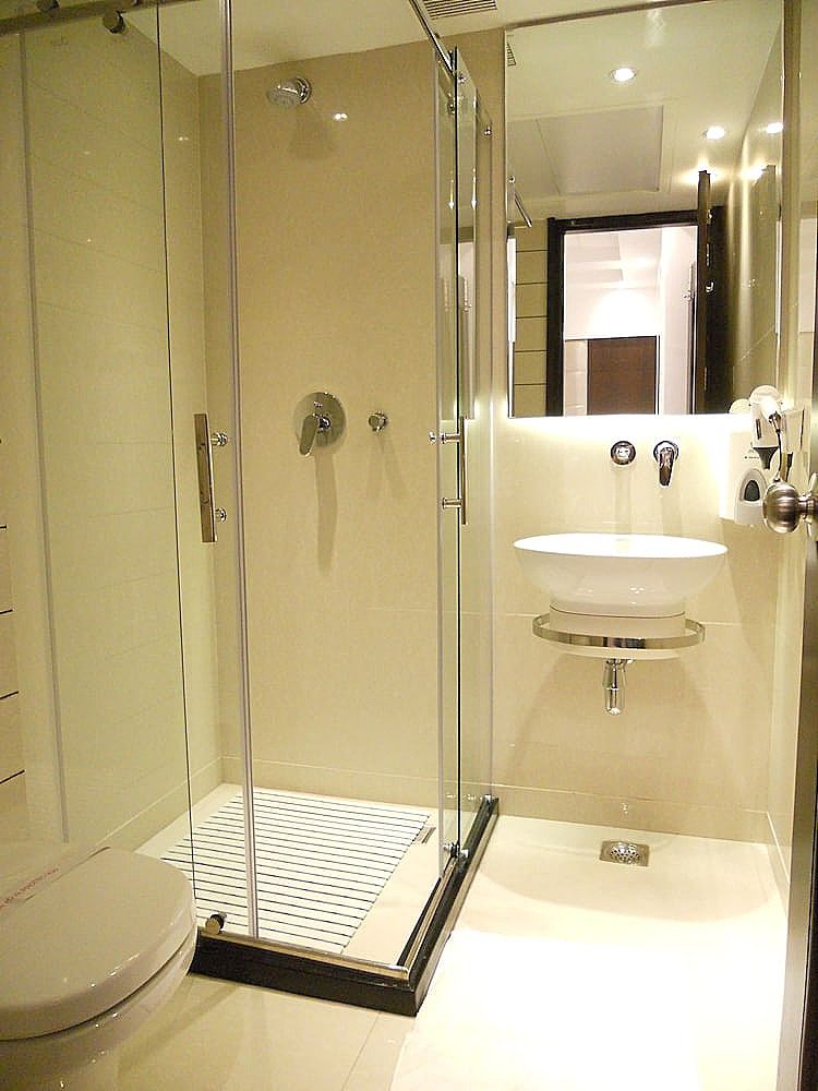 Hotel Grand Godwin @ 5 Mins Distance from New Delhi Railway Station Executive Room, 1 King Bed, Accessible 7