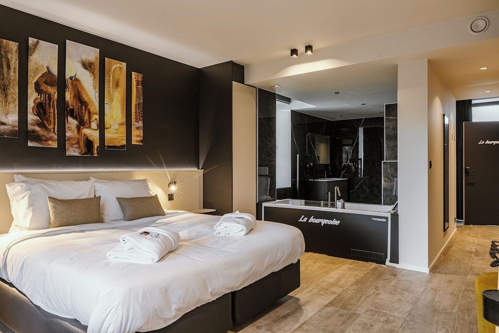 CC Nomie Hôtel Restaurant Premium Room, 1 Bedroom, Jetted Tub, Garden View