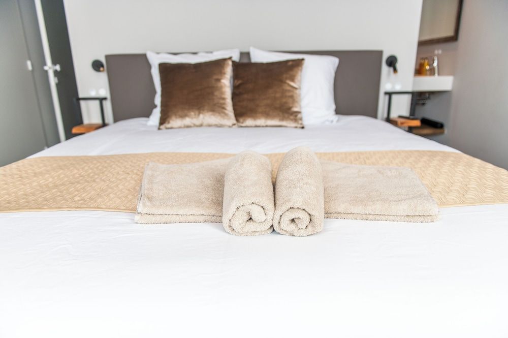 Deluxe Double Room, Canal View