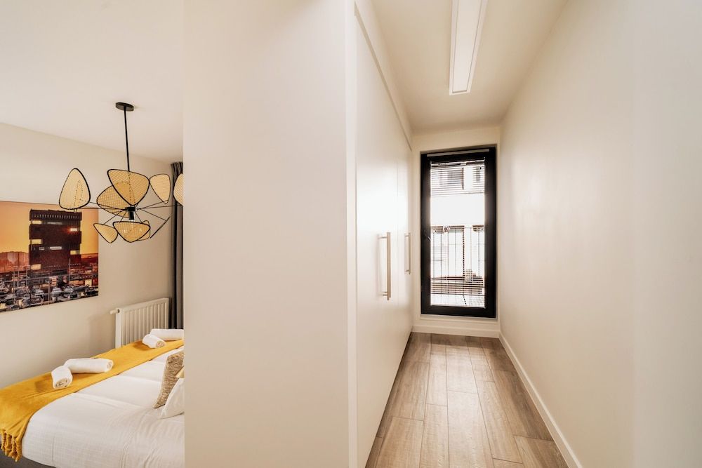 Heritage Suites Antwerp Deluxe Apartment, 2 Bedrooms, City View 14