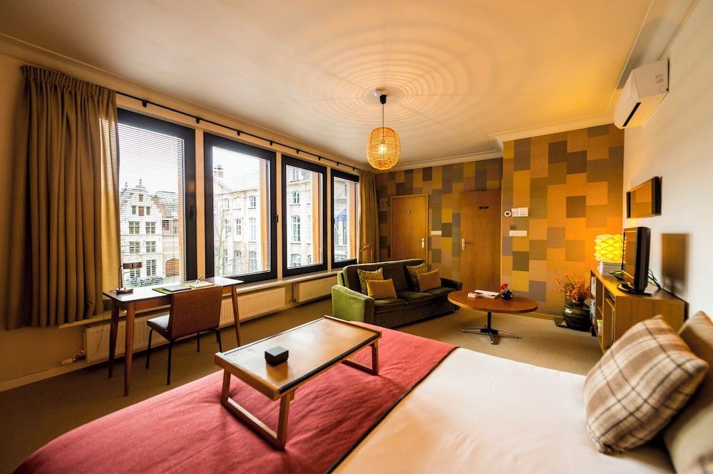 Deluxe Double Room, City View