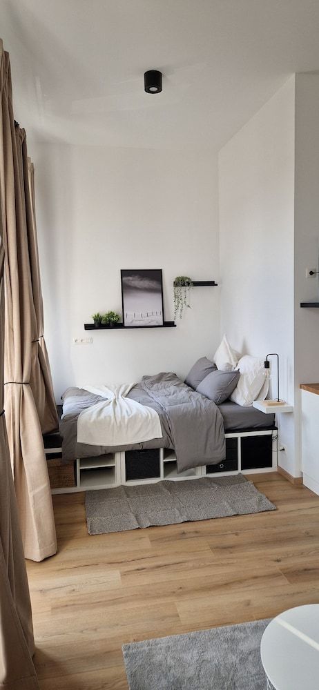 Charleroi Cozy Home Deluxe Studio Suite 5