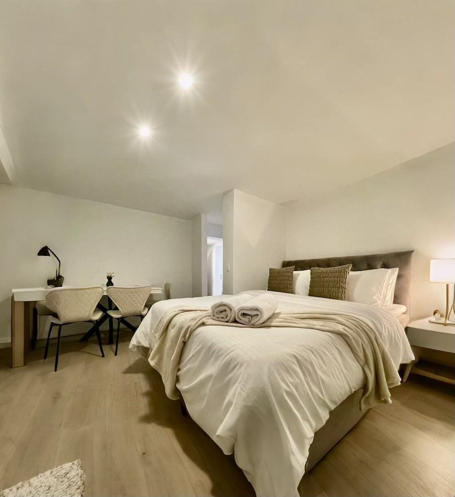 Junior Apartment