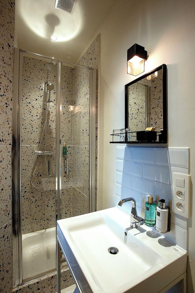 Hotel Shamon Basic Single Room 3