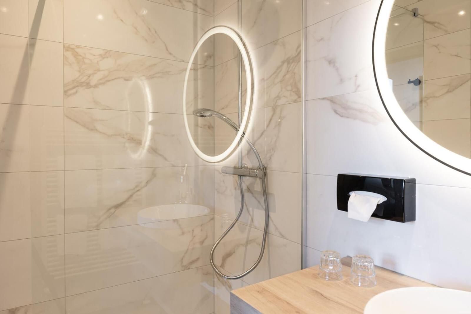 Twin Room Canal View