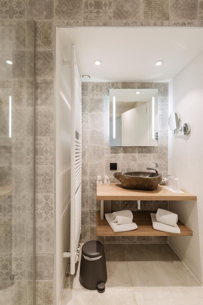 Hotel Helios Superior Double Room, Ocean View 9