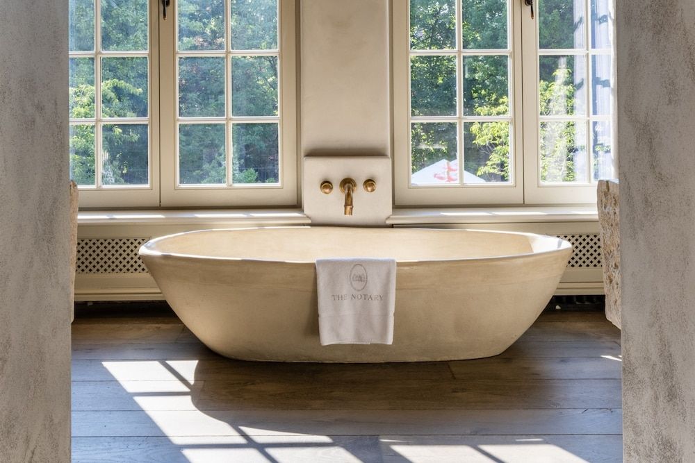 The Notary Cloister Suite 2