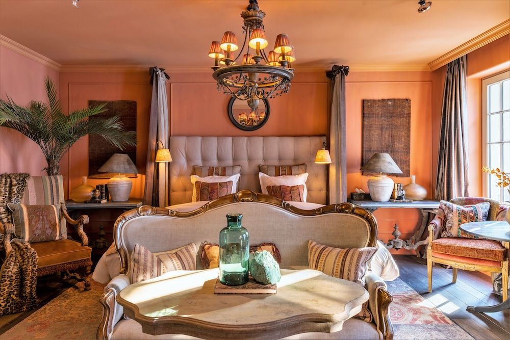 The Notary Bohemian Suite 3