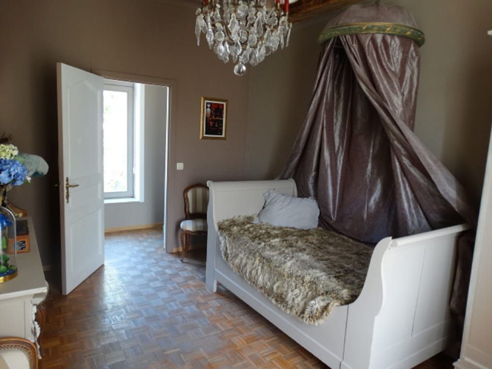 Romantic Quadruple Room, Ensuite, Garden View (2 Chambres Autriche Trian)