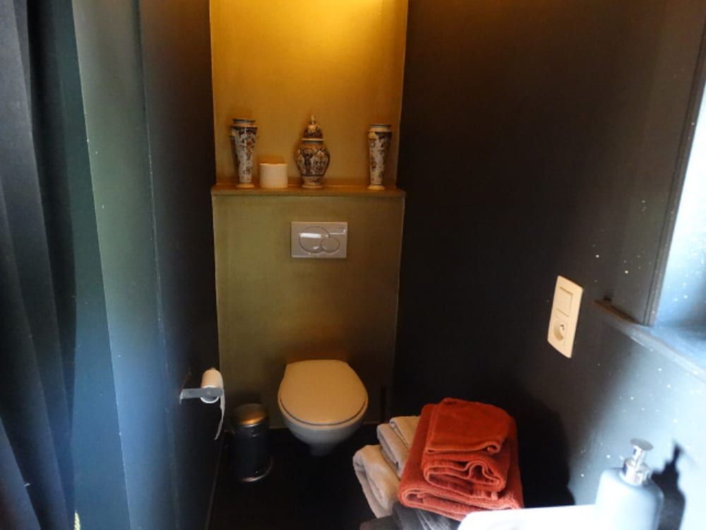 Le Domaine Du Château Blanc à 10 minutes de Pairi Daiza Romantic Double Room, Ensuite, Garden View (Chambre Espagnoles) 3