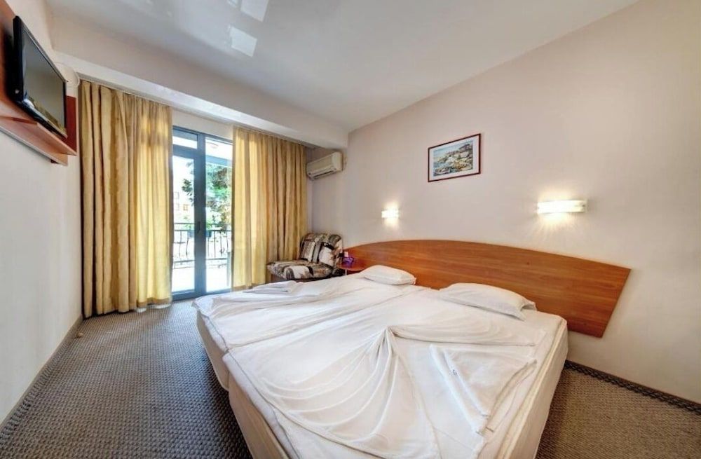 Comfort Double Room, Garden View