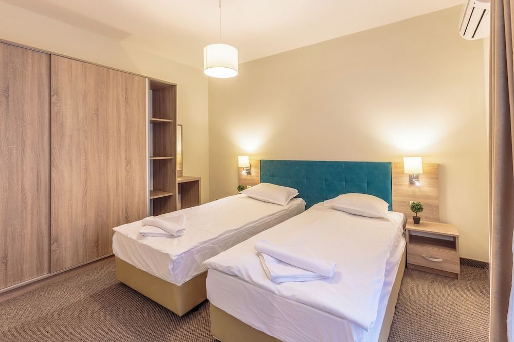 Apartment, 2 Bedrooms, Balcony