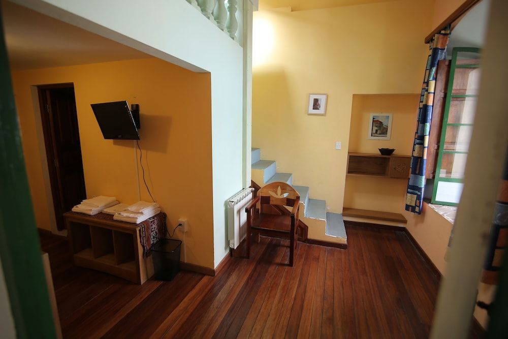 Casa Verde B&B Family Room 14