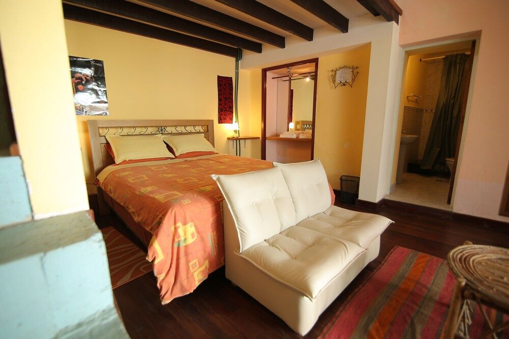 Casa Verde B&B Family Room 7