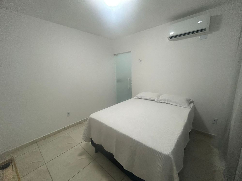 Basic Double or Twin Room, 1 Queen Bed