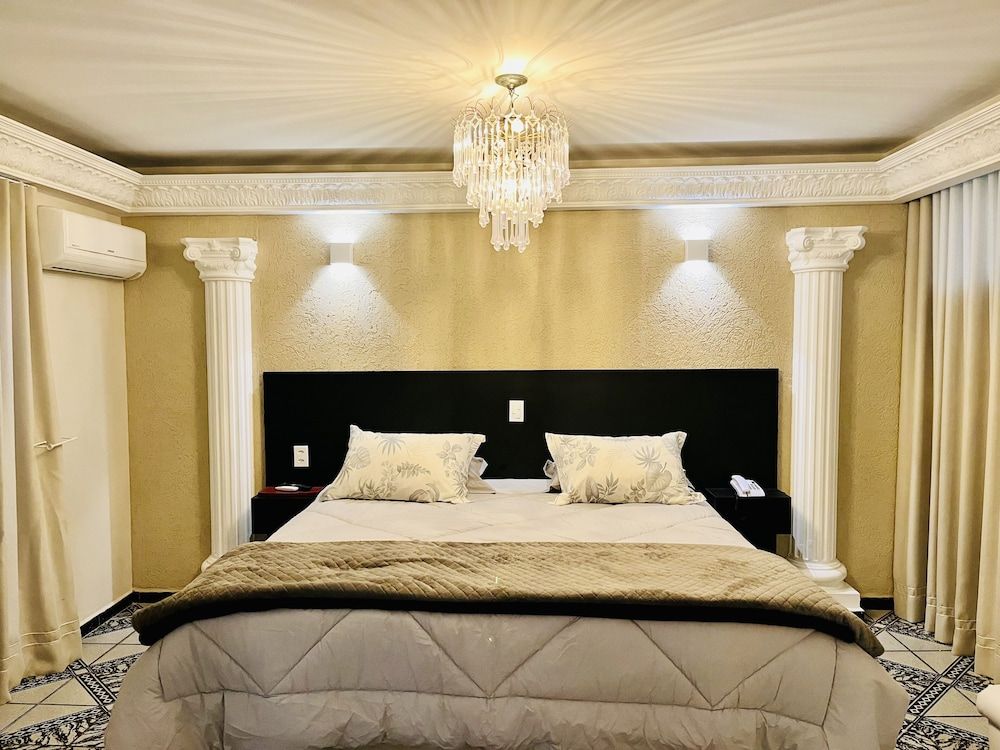 Premium Suite