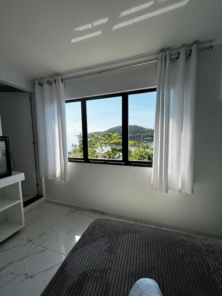 Flat Jaguanum Deluxe Studio Suite, 1 Bedroom, Air conditioning, Beach View 4